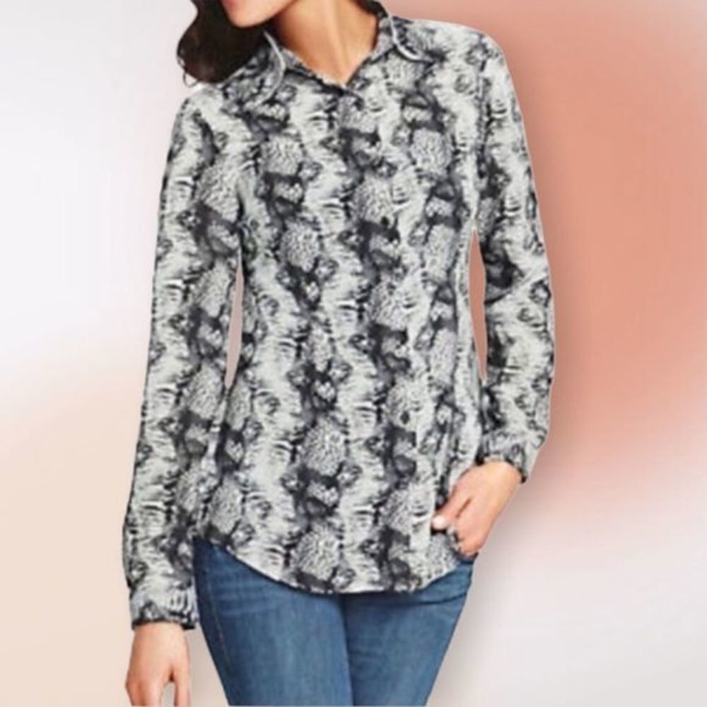Cabi Semi Sheer Tunic Length‎ Snakeskin Print Blouse S